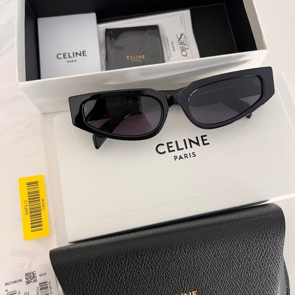 Celine Triomphe CL40269U - NWT - Picture 2 of 6